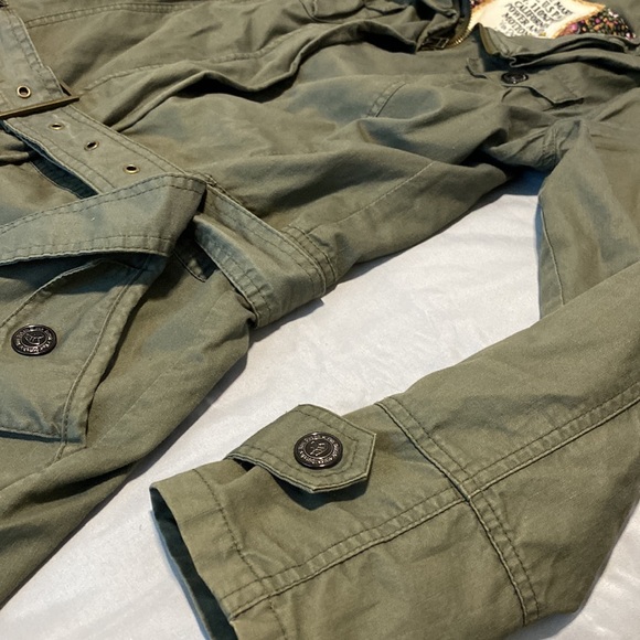 Von Dutch Trench Coat / Jacket / Size L - Picture 2 of 10